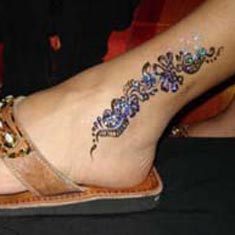 glitter henna tattoo